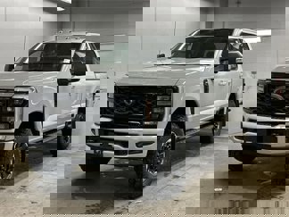 New 2025 Ford F250 XLT image 1