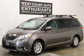 Used 2014 Toyota Sienna XLE image 1