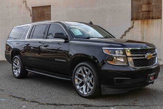 Used 2020 Chevrolet Suburban LT image 1
