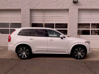 Used 2024 Volvo XC90 B5 Plus image 1