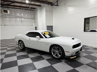 Used 2022 Dodge Challenger R/T image 1