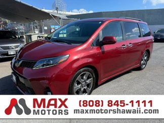 Used 2020 Toyota Sienna SE image 1