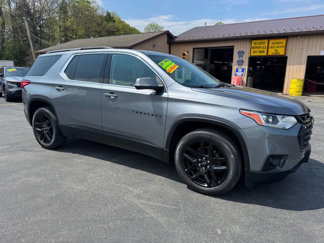 Used 2021 Chevrolet Traverse LT w/ LPO, Blackout Package image 1