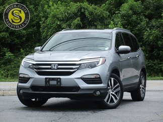 Used 2017 Honda Pilot Touring image 1