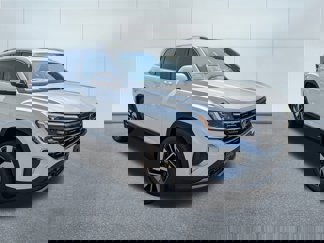New 2025 Volkswagen Atlas SEL image 1