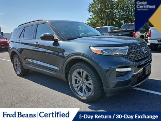 Certified 2022 Ford Explorer XLT w/ Equipment Group 202A image 1