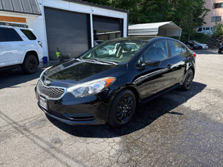 Used 2016 Kia Forte LX image 1