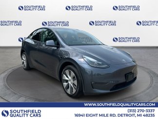 Used 2023 Tesla Model Y Long Range image 1