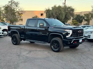 Used 2024 Chevrolet Silverado 2500 ZR2 w/ Technology Package image 1