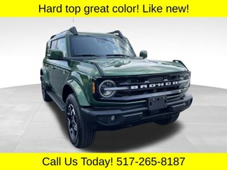 Used 2024 Ford Bronco Outer Banks image 1