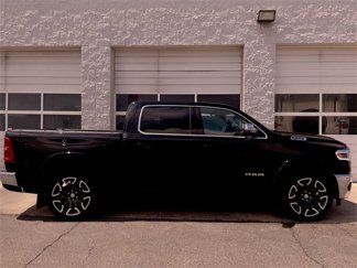 Used 2025 RAM 1500 Limited image 1