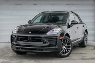 Certified 2024 Porsche Macan image 1