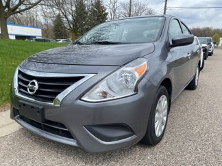 Used 2018 Nissan Versa SV image 1