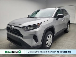 Used 2021 Toyota RAV4 LE image 1