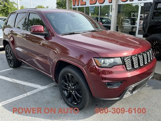 Used 2020 Jeep Grand Cherokee Altitude image 1