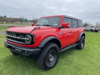 Used 2024 Ford Bronco Outer Banks image 1