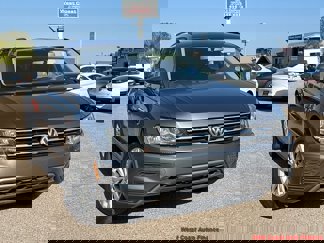 Used 2020 Volkswagen Tiguan S image 1