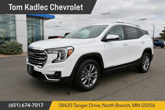 Certified 2024 GMC Terrain SLT image 1