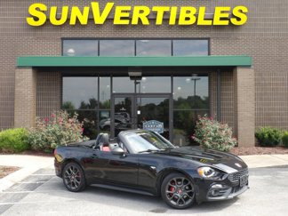 Used 2018 FIAT 124 Spider Abarth w/ Convenience Group image 1