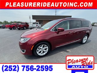Used 2017 Chrysler Pacifica Touring-L Plus image 1