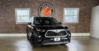 Used 2022 Toyota Highlander XLE image 1