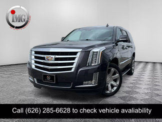 Used 2017 Cadillac Escalade Luxury image 1
