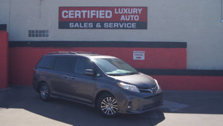 Used 2018 Toyota Sienna XLE image 1