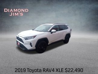 Used 2019 Toyota RAV4 XLE image 1