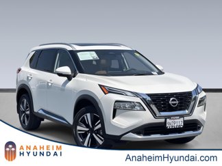 Used 2023 Nissan Rogue Platinum image 1