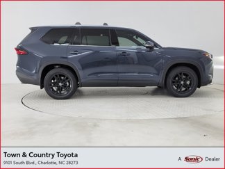 Used 2025 Toyota Grand Highlander AWD Hybrid image 1
