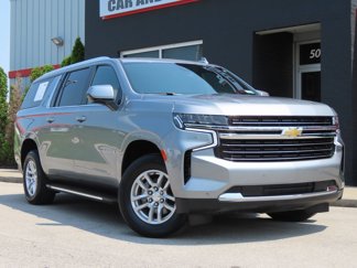 Used 2023 Chevrolet Suburban LT image 1