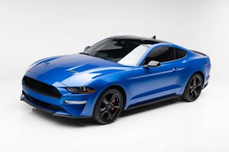 Used 2021 Ford Mustang Coupe w/ Equipment Group 101A image 1