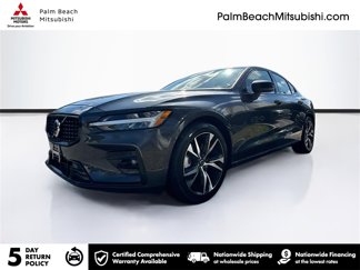 Used 2024 Volvo S60 B5 Plus image 1