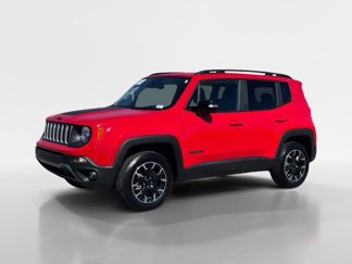 Used 2023 Jeep Renegade Latitude image 1