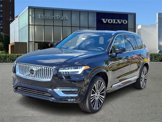 Used 2025 Volvo XC90 B5 Plus image 1