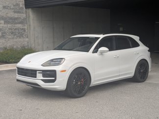 New 2025 Porsche Cayenne S image 1