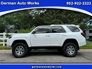 Used 2015 Toyota 4Runner SR5 image 1