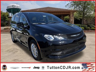 New 2025 Chrysler Voyager LX image 1