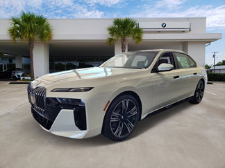 New 2025 BMW i7 eDrive50 w/ M Sport Package image 1