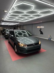 Used 2015 Volkswagen Golf S image 1