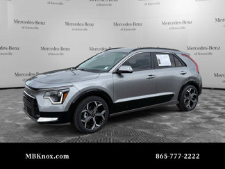 Used 2024 Kia Niro EX Touring image 1