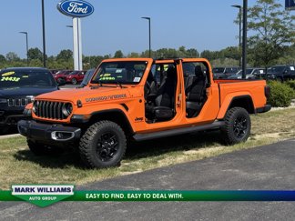 New 2025 Jeep Gladiator Sport image 1