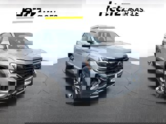 Used 2024 Volkswagen Atlas Cross Sport SE image 1