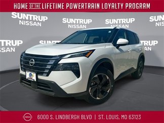Used 2025 Nissan Rogue SV image 1