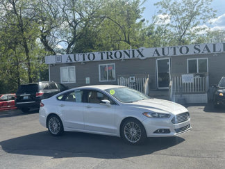Used 2015 Ford Fusion SE w/ Equipment Group 202A image 1