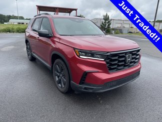 Used 2025 Honda Pilot Sport image 1