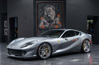 Used 2018 Ferrari 812 Superfast image 1