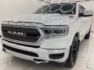 Used 2019 RAM 1500 Limited image 1