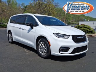 New 2025 Chrysler Pacifica Select image 1