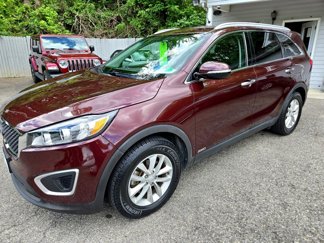 Used 2017 Kia Sorento AWD image 1
